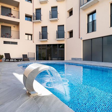 Apartamentos Torre Del Reloj Jaca Exterior foto